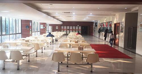 醫(yī)院食堂為什么干不過(guò)快餐？因?yàn)楣芾砗诵呐c服務(wù)