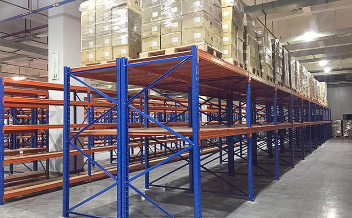 如何保養(yǎng)維護(hù)和應(yīng)急處理倉(cāng)庫(kù)重型貨架？